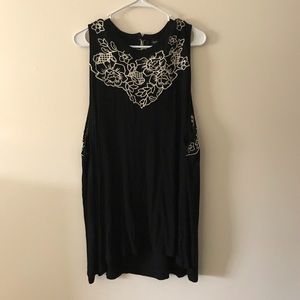 Torrid size 4 floral open back tank